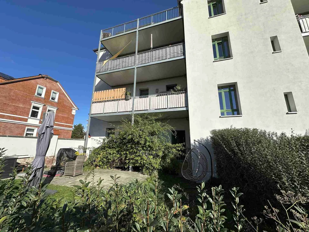 Barrierefreie Eigentumswohnung mit eigenem Garten und Terrasse