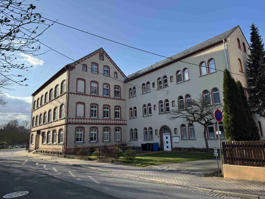 9,44 SOLL-Faktor: Vielseitiges, historisches Wohn- und Geschäftshaus in St. Egidien
