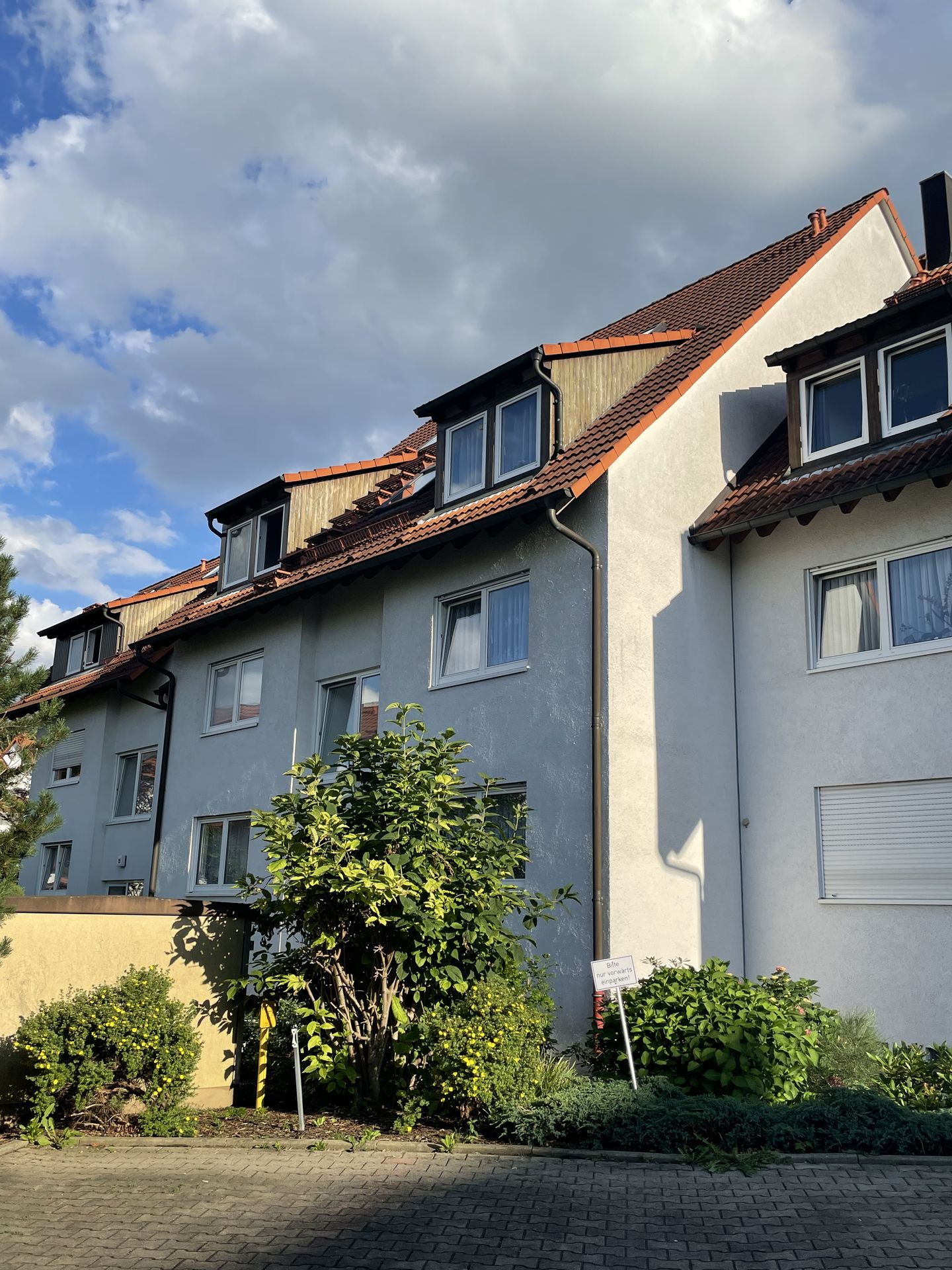 Stilvoll renovierte Eigentumswohnung mit Terrasse in Limbach-Oberfrohna