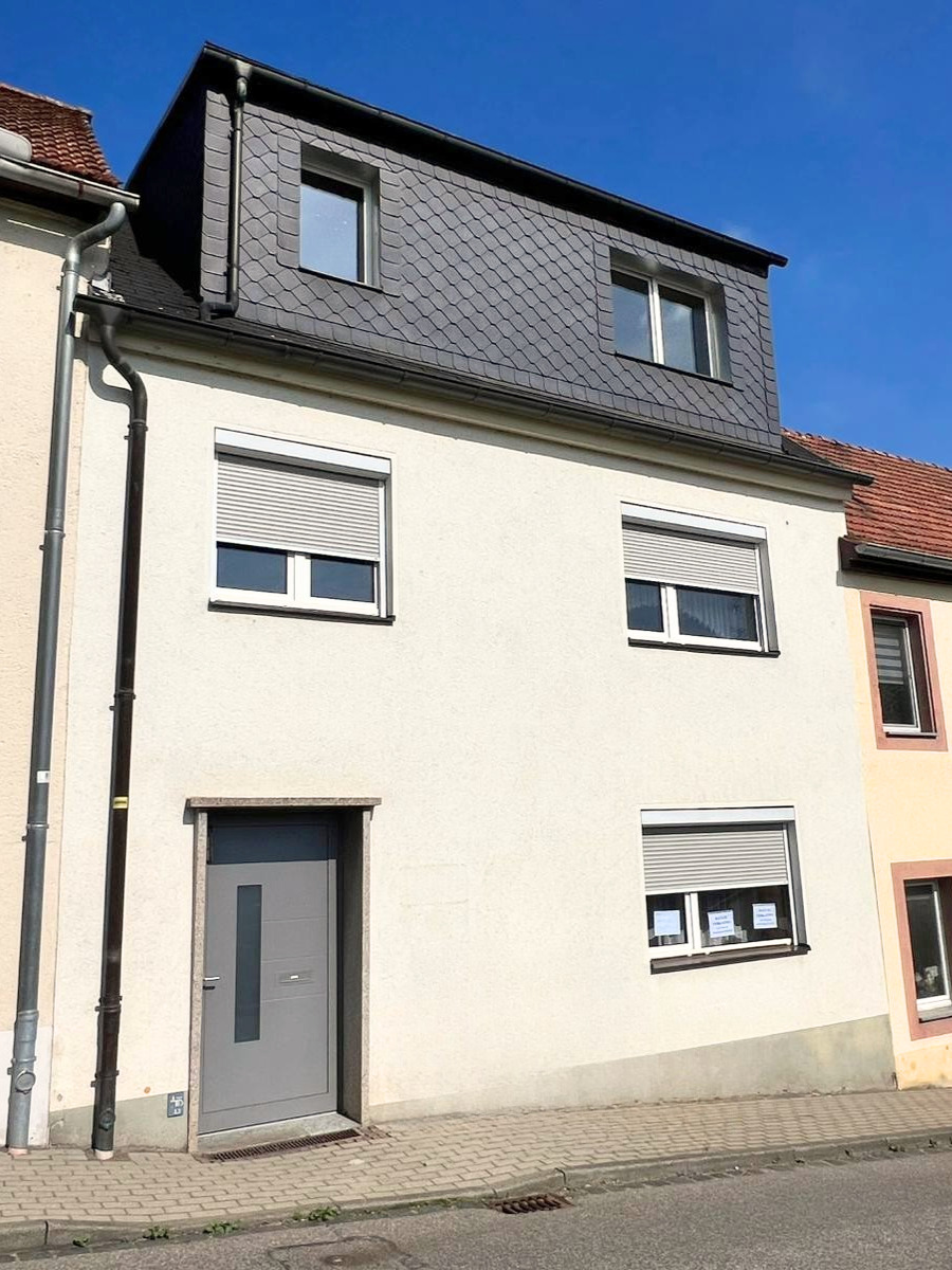 Bezugsfreies Reihenmittelhaus in Lunzenau